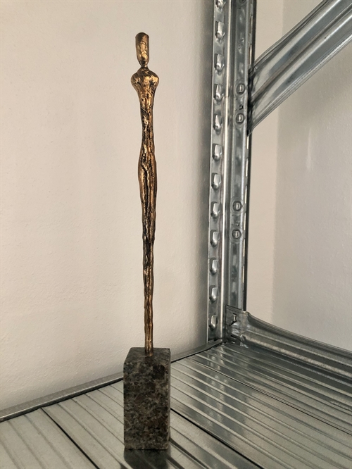 Bronze skulptur af Anne Fonnesbech